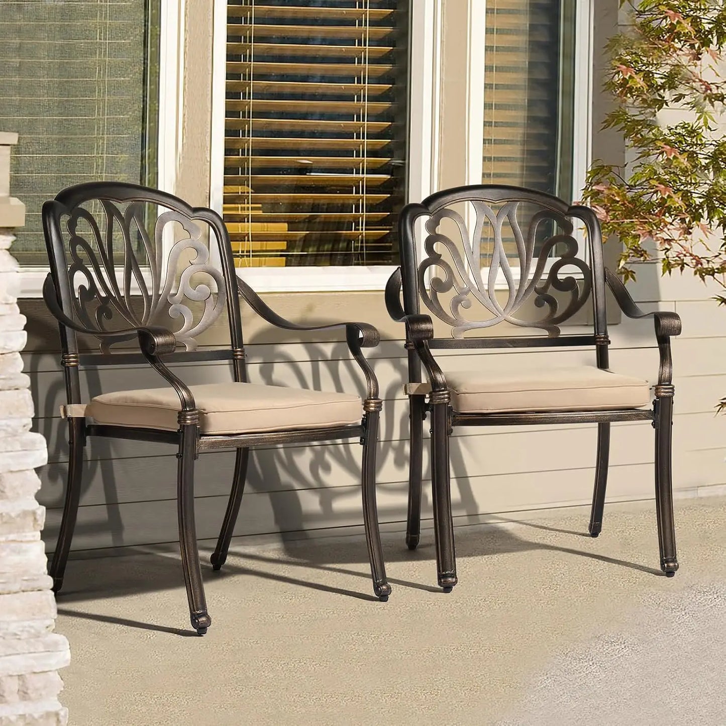 Set of 4 Outdoor Patio Chairs with Cushions – Cast Aluminum Chairs, Weather-Resistant & Stylish